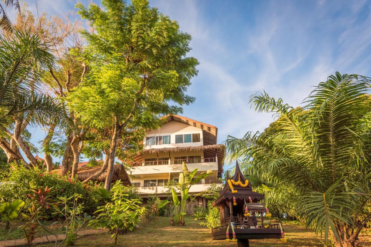 Good Time Sports Village Koh Mak Exterior foto